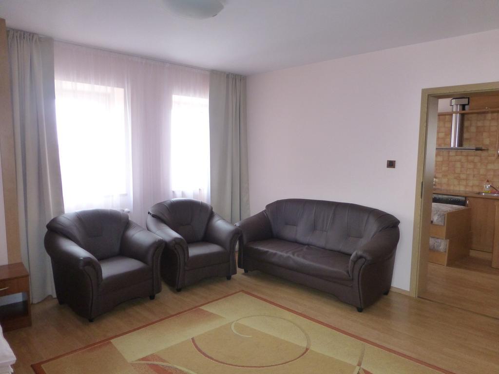 Hotel Cesarski - Kaiserhof Giżycko Buitenkant foto